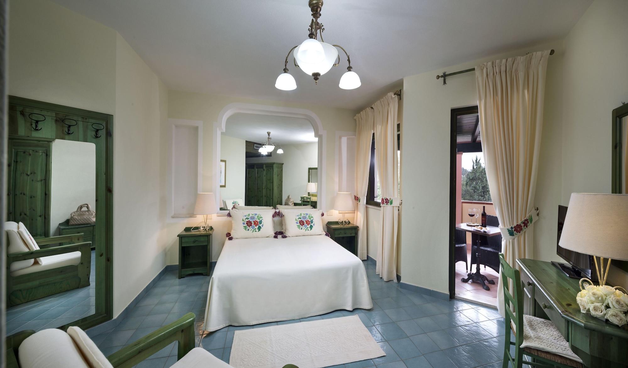 Cala Ginepro Hotel Resort & Spa Orosei Buitenkant foto
