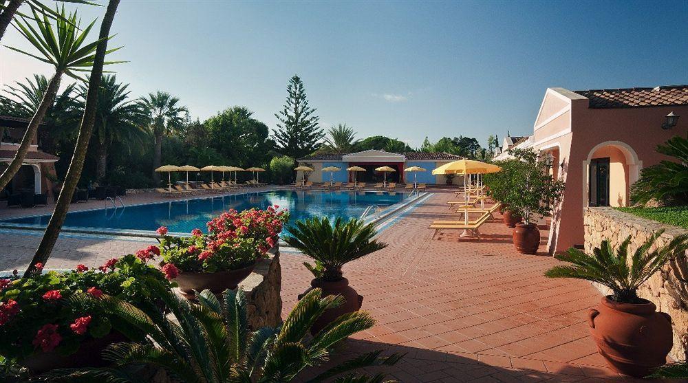 Cala Ginepro Hotel Resort & Spa Orosei Buitenkant foto