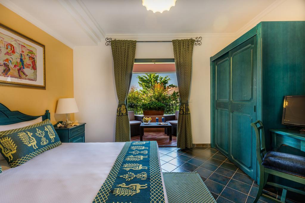 Cala Ginepro Hotel Resort & Spa Orosei Buitenkant foto