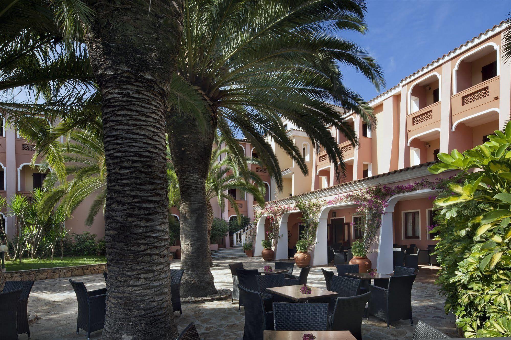 Cala Ginepro Hotel Resort & Spa Orosei Buitenkant foto